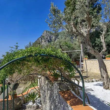 - Marina Villa Massa Lubrense