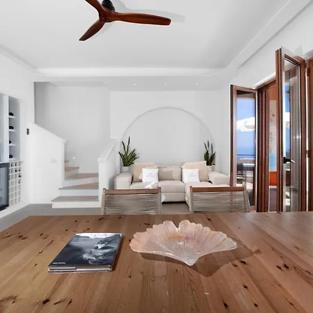 - Marina Villa *