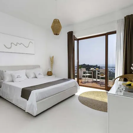 - Marina Villa *